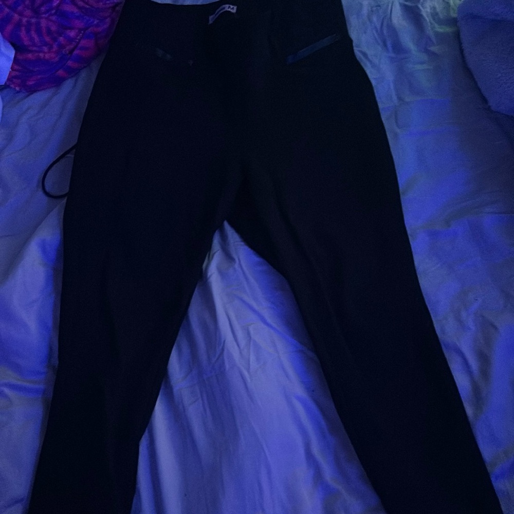 Black medium size leggings